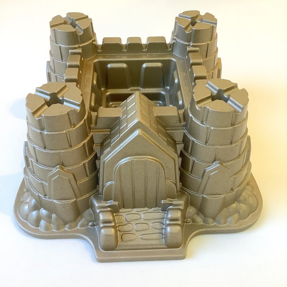Nordic Wear Castle Bundt Pan